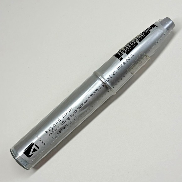 Avon Other - NEW‎ Avon Beyond Color Radiant Lifting Eyeshadow .25oz CRYSTAL WATER 2005 NOS